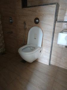 Common Bathroom Image of 1120 Sq.ft 2 BHK Apartment / Flat for sale in Amanora Gold Towers, Hadapsar Pune for Rs. 11900000