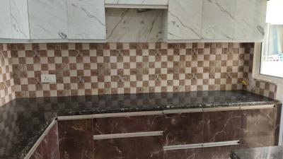 Kitchen Image of 1400 Sq.ft 3 BHK Apartment / Flat for rent in Mahagun Mantra I, Noida Extension Greater Noida for Rs. 26000