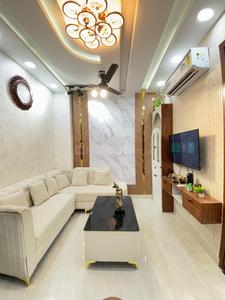 Hall Image of 1600 Sq.ft 3 BHK Apartment / Flat for sale in Sector 104 Noida for Rs. 5500000