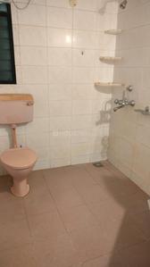 Bathroom Image of 1350 Sq.ft 2 BHK Apartment / Flat for rent in Kankanady Mangalore for Rs. 32000