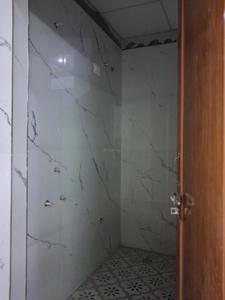 Common Bathroom Image of 890 Sq.ft 2 BHK Apartment / Flat for sale in Phase 2 Noida for Rs. 4256000