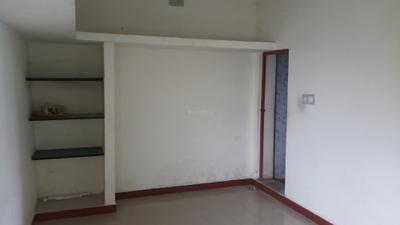 Bedroom Image of 800 Sq.ft 1 BHK Apartment / Flat for rent in Shastri Nagar Erode for Rs. 5300