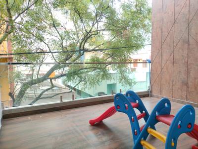 Living Room Image of 2700 Sq.ft 4 BHK Independent House for sale in Bommanahalli Bengaluru for Rs. 29000000