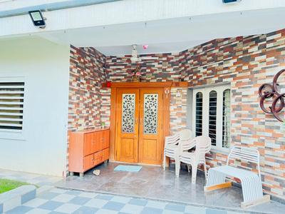 Image of 3600 Sq.ft 4 BHK Independent House for rent in Shyamal, Ahmedabad for Rs. 170000