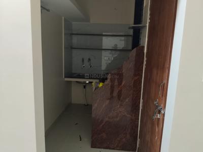 Kitchen Image of 350 Sq.ft 1 BHK Apartment / Flat for rent in Scheme No 51 Indore for Rs. 7000