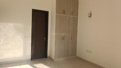 Bedroom Image of 2000 Sq.ft 3 BHK Builder Floor for rent in Unitech Nirvana Country, Sector 50 Gurgaon for Rs. 80000