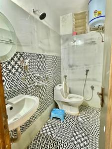 Bathroom Image of 900 Sq.ft 3 BHK Apartment / Flat for sale in RKN Nakshatra Enclave, Awadhpuri Bhopal for Rs. 4000000