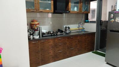 Kitchen Image of 1800 Sq.ft 3 BHK Apartment / Flat for rent in Bhat Ahmedabad for Rs. 28000