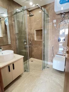 Bathroom Image of 2100 Sq.ft 3.5 BHK Builder Floor for sale in Swaraj Homes E Block RWA Greater Kailash 1, Greater Kailash I New Delhi for Rs. 64000000