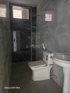 Bathroom Image of 1350 Sq.ft 3 BHK Apartment / Flat for sale in Bandlaguda Jagir Hyderabad for Rs. 7018650
