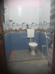 Bathroom Image of 1200 Sq.ft 1 BHK Independent House for rent in Kharanti Gaya for Rs. 8000
