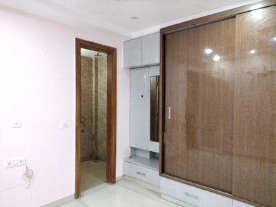Bedroom Image of 1600 Sq.ft 3 BHK Apartment / Flat for rent in Sector 17 Dwarka New Delhi for Rs. 50000
