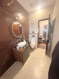 Bathroom Image of 2000 Sq.ft 3 BHK Builder Floor for sale in BPTP District 6 Block L, Sector 84 Faridabad for Rs. 30000000