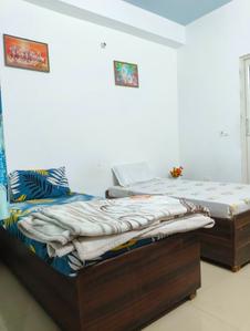 Bedroom Image of HOUSITIZE PG  in Sector 27, Noida