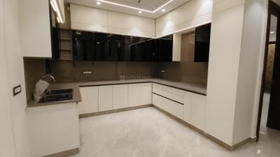 Kitchen Image of 2200 Sq.ft 4 BHK Builder Floor for sale in Indirapuram Ghaziabad for Rs. 25000000