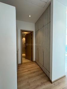 Bedroom Image of 3200 Sq.ft 3 BHK Apartment / Flat for rent in K Raheja Vivarea, Agripada Mumbai for Rs. 700000