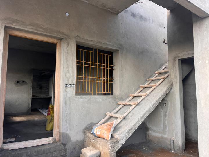 Shanthi Apple City Main Image 1