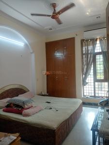 Bedroom Image of 2100 Sq.ft 3 BHK Builder Floor for rent in Sector 50 Noida for Rs. 35000