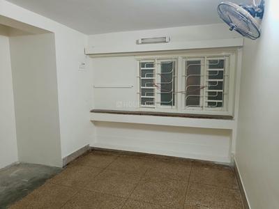Bedroom Image of 750 Sq.ft 2 BHK Apartment / Flat for sale in Ballygunge Kolkata for Rs. 7500000
