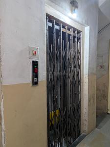 Lift Image of 550 Sq.ft 1 BHK Apartment / Flat for rent in Koregaon Park Pune for Rs. 27000