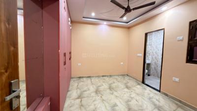 Bedroom Image of 1000 Sq.ft 2 BHK Builder Floor for rent in DDA Akshardham Apartments, Sector 19 Dwarka New Delhi for Rs. 36000