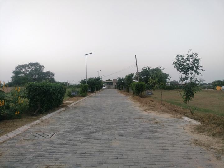 Adore Smart City 2 Main Image 1