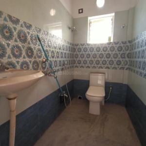 Bathroom Image of 1210 Sq.ft 3 BHK Apartment / Flat for sale in Purbalok Kolkata for Rs. 6000000