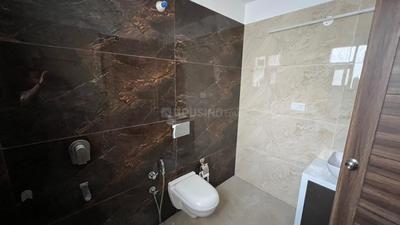 Bathroom Image of 4500 Sq.ft 3 BHK Independent House for sale in Emaar Bungalows, Sector 109 Mohali for Rs. 39999999