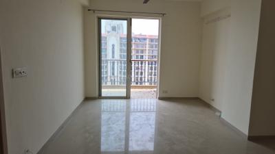 Living Room Image of 1700 Sq.ft 3 BHK Apartment / Flat for rent in DLF Express Greens, Manesar Gurgaon for Rs. 29000