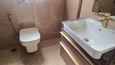Image of 1120 Sq.ft 2 BHK Apartment / Flat for rent in Smartworld Orchard, Sector 61, Gurgaon for Rs. 50000