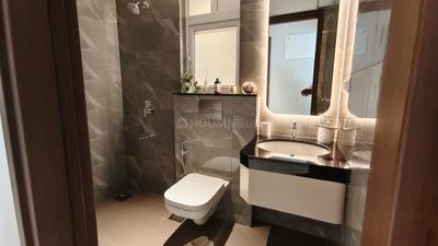 Bathroom Image of 1820 Sq.ft 4 BHK Villa for sale in Vishal Nivaan Meadows, Kesnand Pune for Rs. 13000000