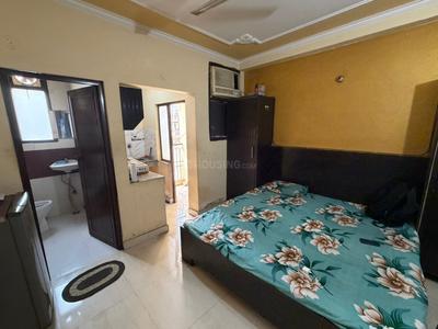Bedroom Image of 310 Sq.ft 1 RK Independent House for rent in DLF Independent Floors, DLF Phase 3 Gurgaon for Rs. 13000