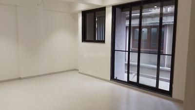 Living Room Image of 1000 Sq.ft 3 BHK Apartment / Flat for sale in Sion Mumbai for Rs. 50000000