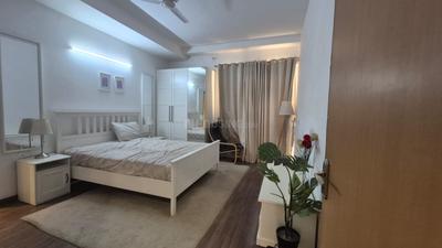 Bedroom Image of 2700 Sq.ft 4 BHK Builder Floor for sale in SS Linden Residential Floors, Sector 84 Gurgaon for Rs. 30000000