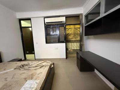 Bedroom Image of 1800 Sq.ft 3.5 BHK Builder Floor for sale in Jamia Nagar New Delhi for Rs. 23900000