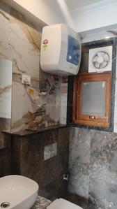 Image of 2500 Sq.ft 3 BHK Builder Floor for rent in BPTP Amstoria , Sector 102, Gurgaon for Rs. 50000