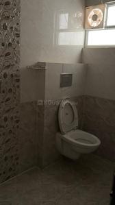 Bathroom Image of 1800 Sq.ft 3 BHK Apartment / Flat for rent in NK Oak Forest, Argora Ranchi for Rs. 27000