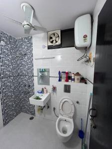Image of 1000 Sq.ft 2.5 BHK Builder Floor for rent in Swaraj Homes RWA Sant Nagar, Sant Nagar, New Delhi for Rs. 42000