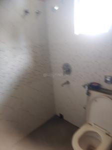Bathroom Image of 1400 Sq.ft 3 BHK Apartment / Flat for sale in Metro Apartment, Tangra Kolkata for Rs. 12000000