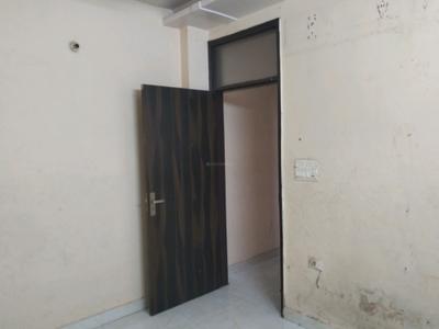 Bedroom Image of 450 Sq.ft 1 BHK Builder Floor for rent in Mayur Vihar Phase 1 New Delhi for Rs. 12000