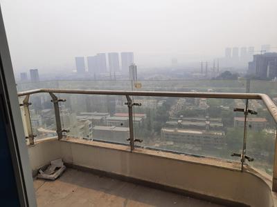 Balcony Image of 1286 Sq.ft 3 BHK Apartment / Flat for sale in Sheth Beaumonte Tower C, Sion Mumbai for Rs. 67500000