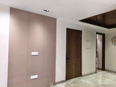 Living Room Image of 1350 Sq.ft 3 BHK Apartment / Flat for sale in Unitech Uniworld Gardens 2, Sector 47 Gurgaon for Rs. 19500000