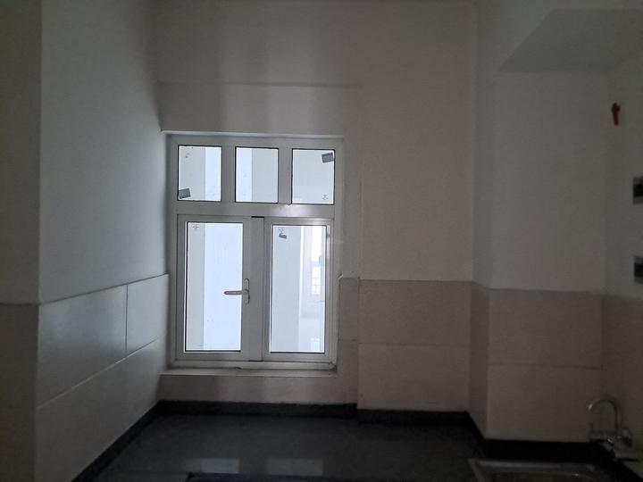 Amistad Main Image 1