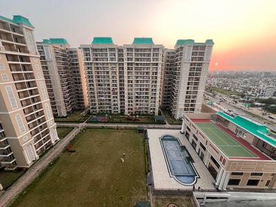 Image of 1450 Sq.ft 3 BHK Apartment / Flat for rent in Ambika LA Parisian , Sector 66, Mohali for Rs. 50000
