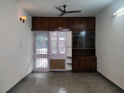 Living Room Image of 2000 Sq.ft 3 BHK Apartment / Flat for sale in DDA Flats Vasant Kunj, Vasant Kunj New Delhi for Rs. 50000000