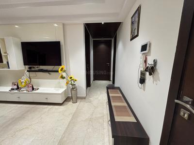 Bedroom Image of 2185 Sq.ft 4 BHK Builder Floor for sale in Vivek Vihar New Delhi for Rs. 34500000