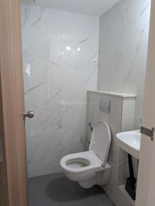 Bathroom Image of 445 Sq.ft 1 BHK Apartment / Flat for rent in Lodha Palava Premier, Dombivli East Thane for Rs. 19000
