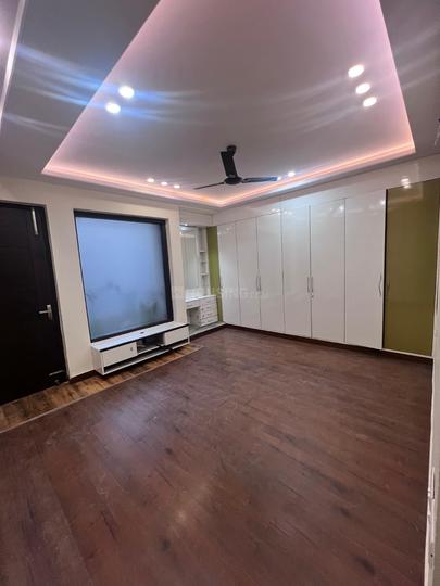 Model Town Bedroom 1