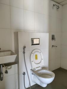Common Bathroom Image of 680 Sq.ft 2 BHK Apartment / Flat for rent in Godrej Nirvaan, Bhiwandi Thane for Rs. 16500