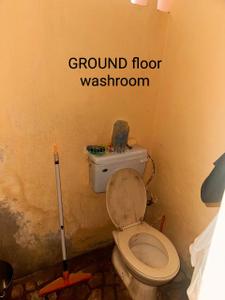 Bathroom Image of 1800 Sq.ft 1 BHK Independent House for sale in Independent House, Sethi Chowk Area Panipat for Rs. 2500000